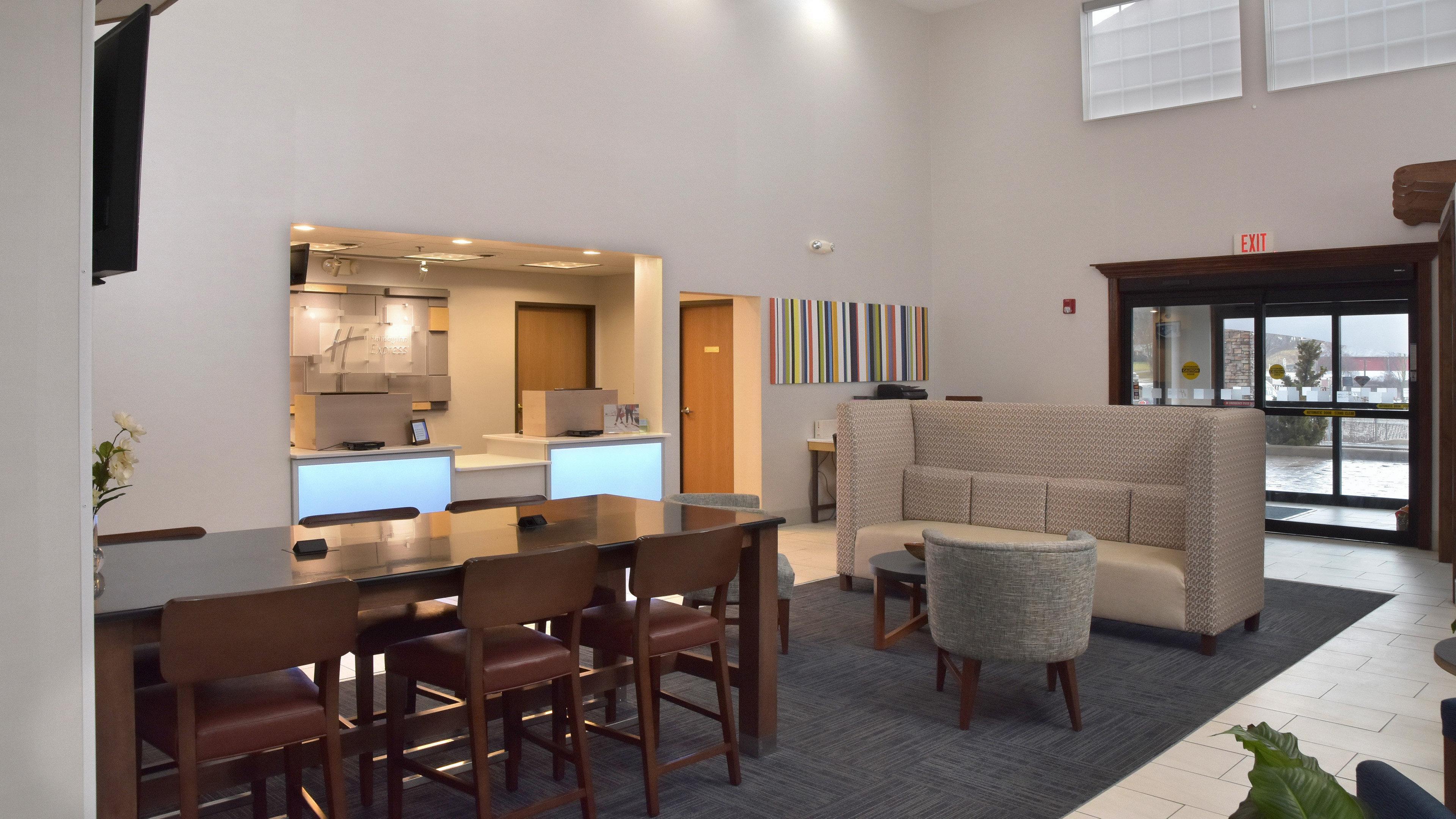 Holiday Inn Express Mount Pleasant- Scottdale By Ihg Exterior foto